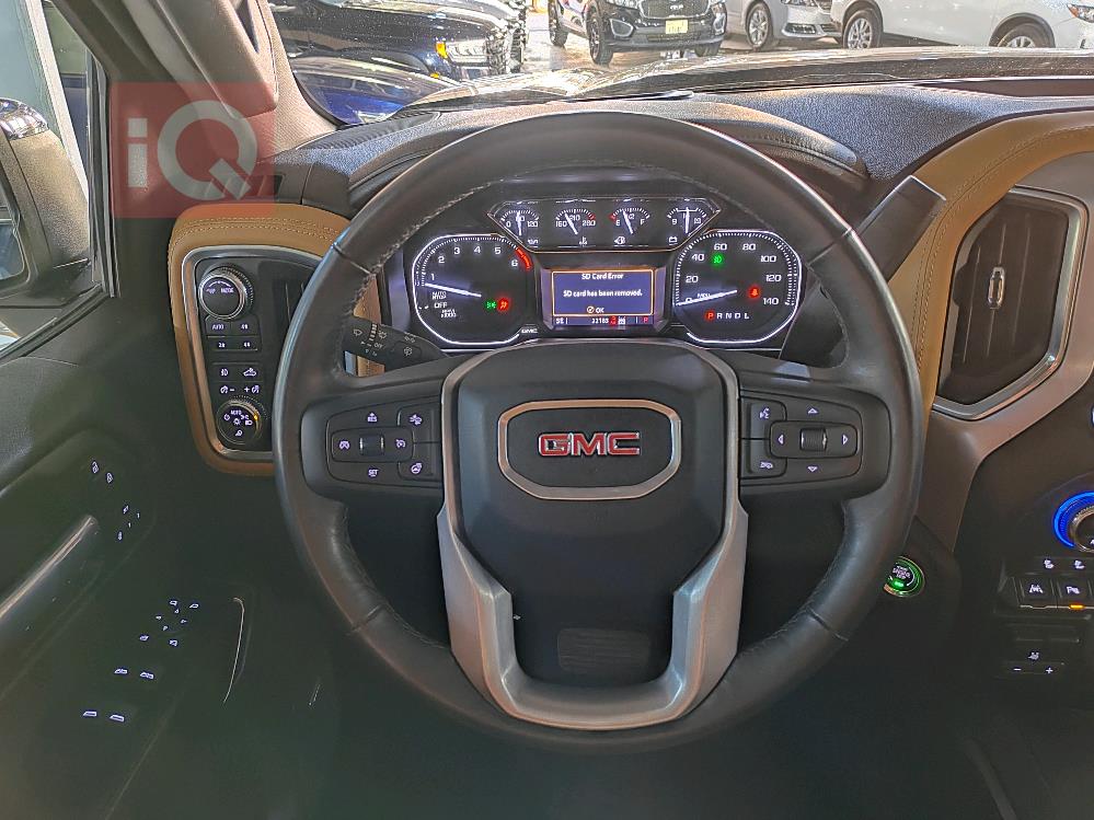 GMC Sierra